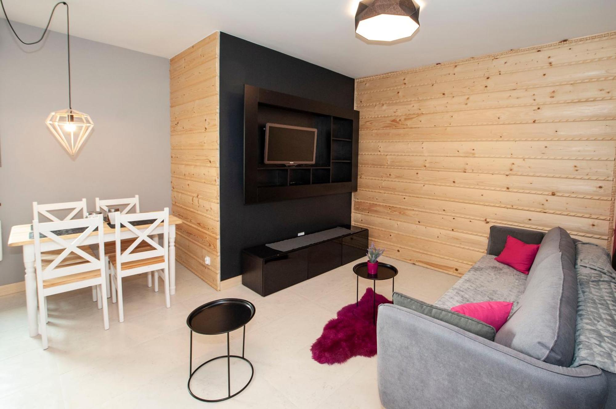 Bialy Mis Sauna & Jacuzzi Apartment *