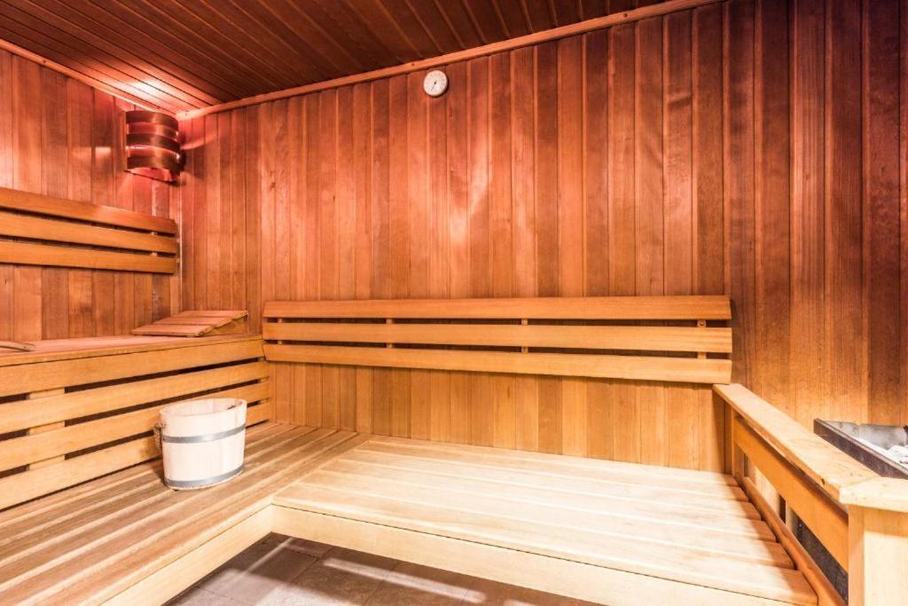 Bialy Mis Sauna & Jacuzzi * Zakopane